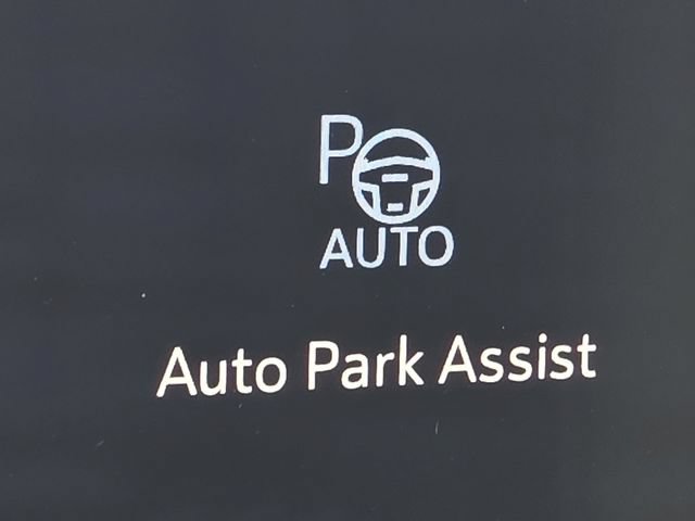 New 2026 Chevrolet Suburban LT w/ Comfort Package AWD/4WD image 35