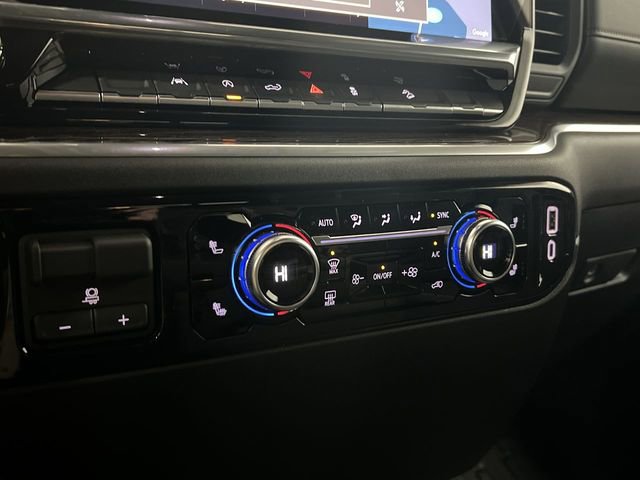 New 2026 GMC Sierra 1500 SLE image 18