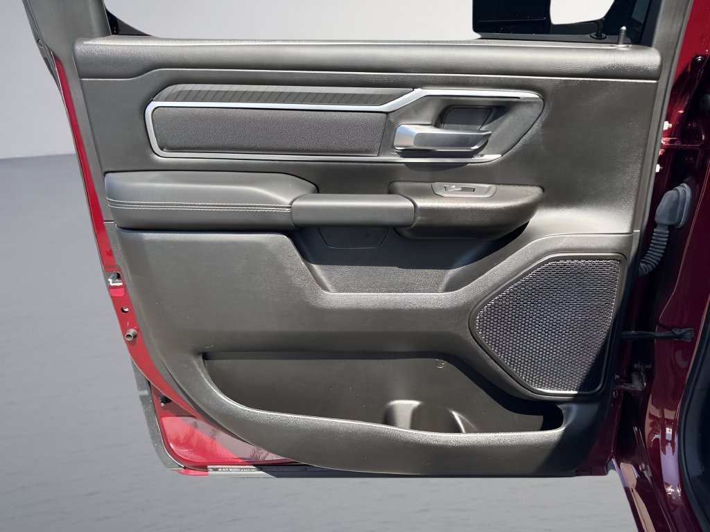 Used 2025 RAM 1500 Big Horn RWD image 30