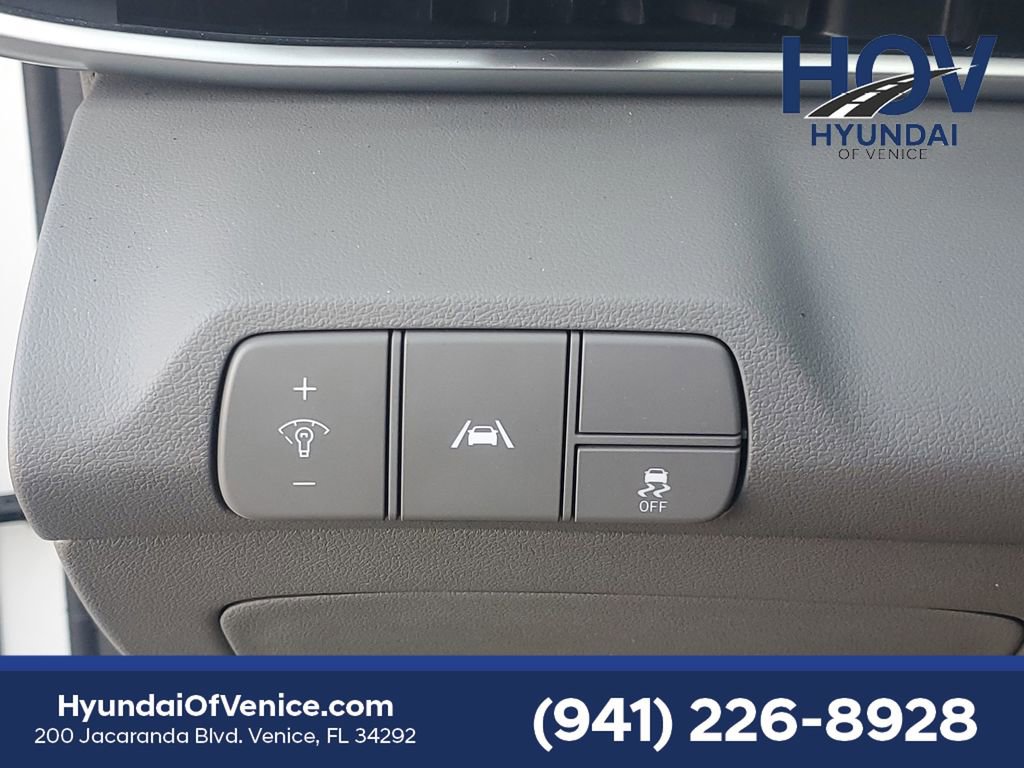 Certified 2022 Hyundai Elantra SEL image 25