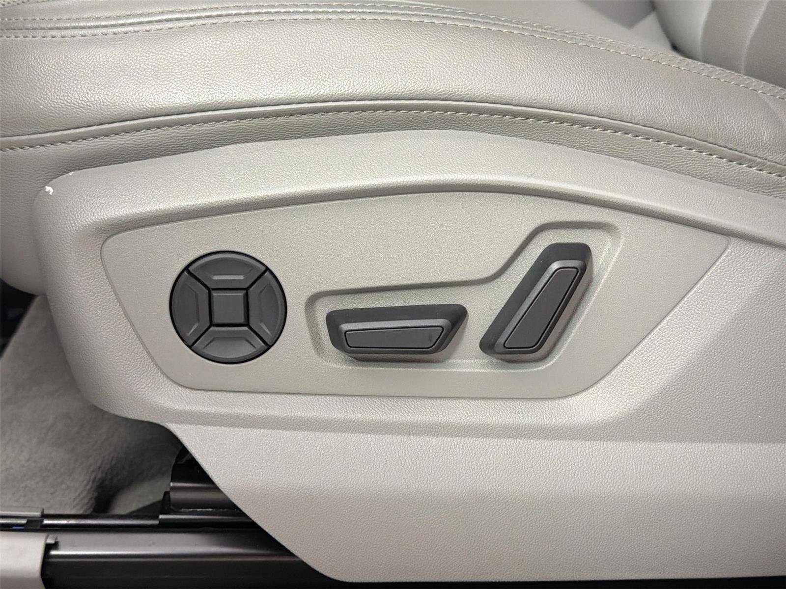 Used 2021 Audi Q7 3.0T Premium Plus w/ Executive Package AWD/4WD image 19