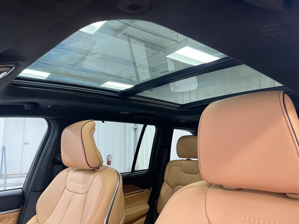 New 2026 Jeep Grand Cherokee Summit w/ Obsidian Package AWD/4WD image 20