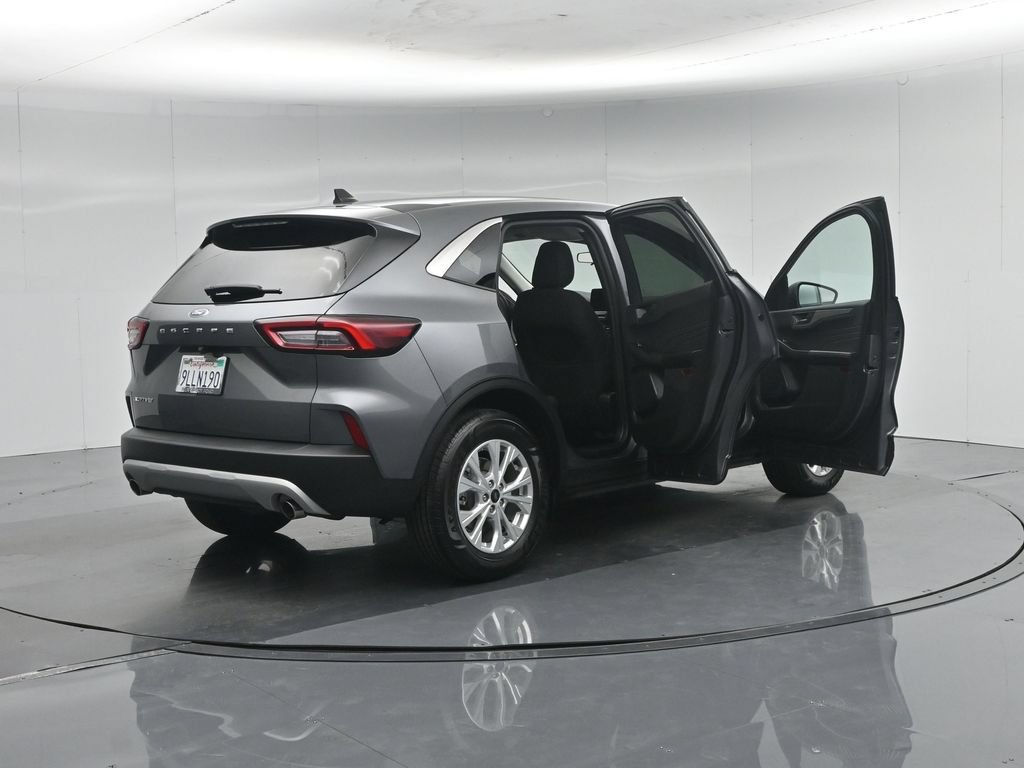 Used 2024 Ford Escape Active FWD image 33