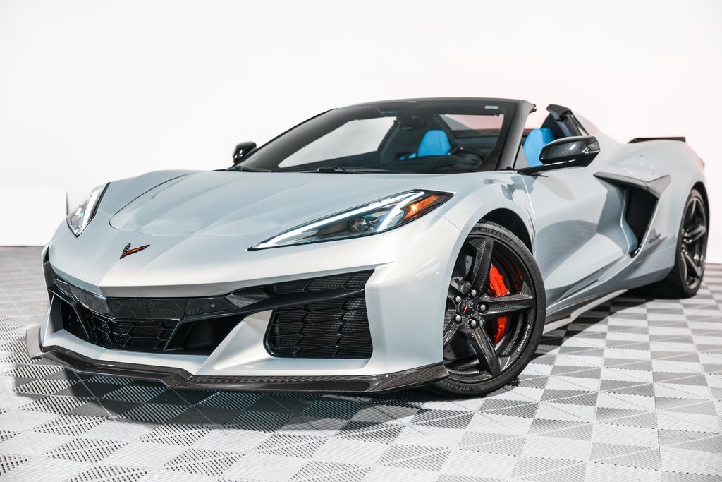 Used 2023 Chevrolet Corvette Z06 w/ Stealth Interior Trim Package image 12