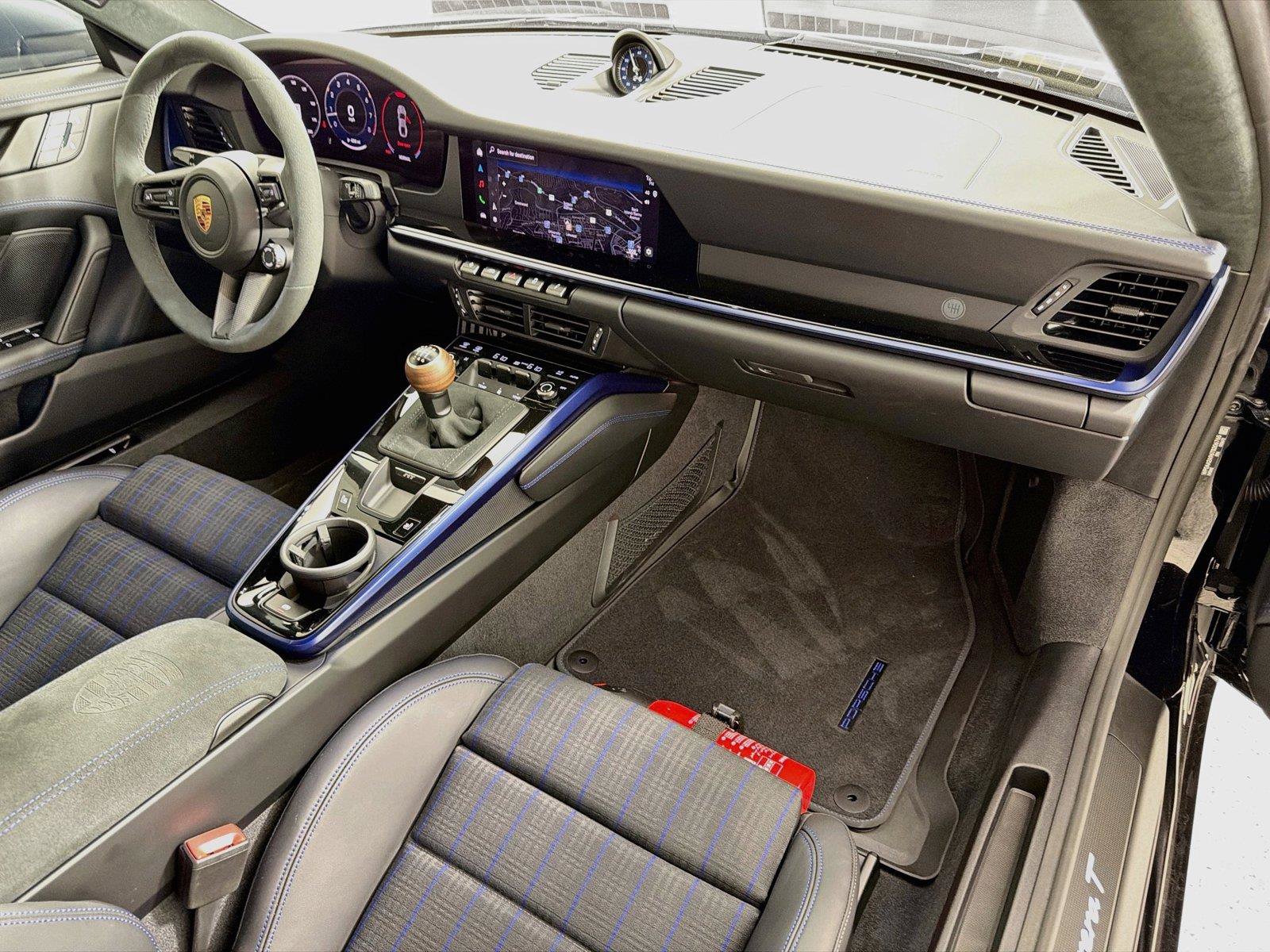 Certified 2026 Porsche 911 Carrera T RWD image 26