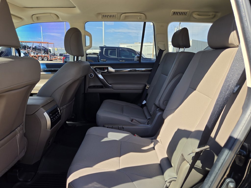 Used 2023 Lexus GX 460 Premium AWD/4WD image 29