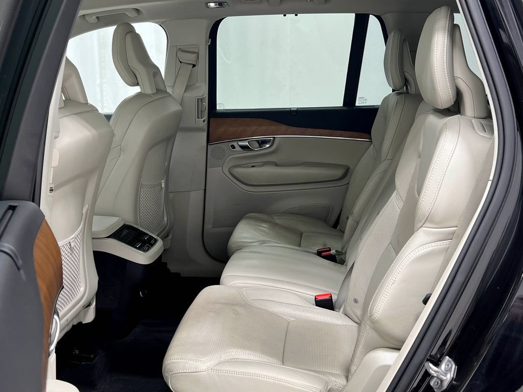 Used 2018 Volvo XC90 T6 Inscription w/ Convenience Package AWD/4WD image 32