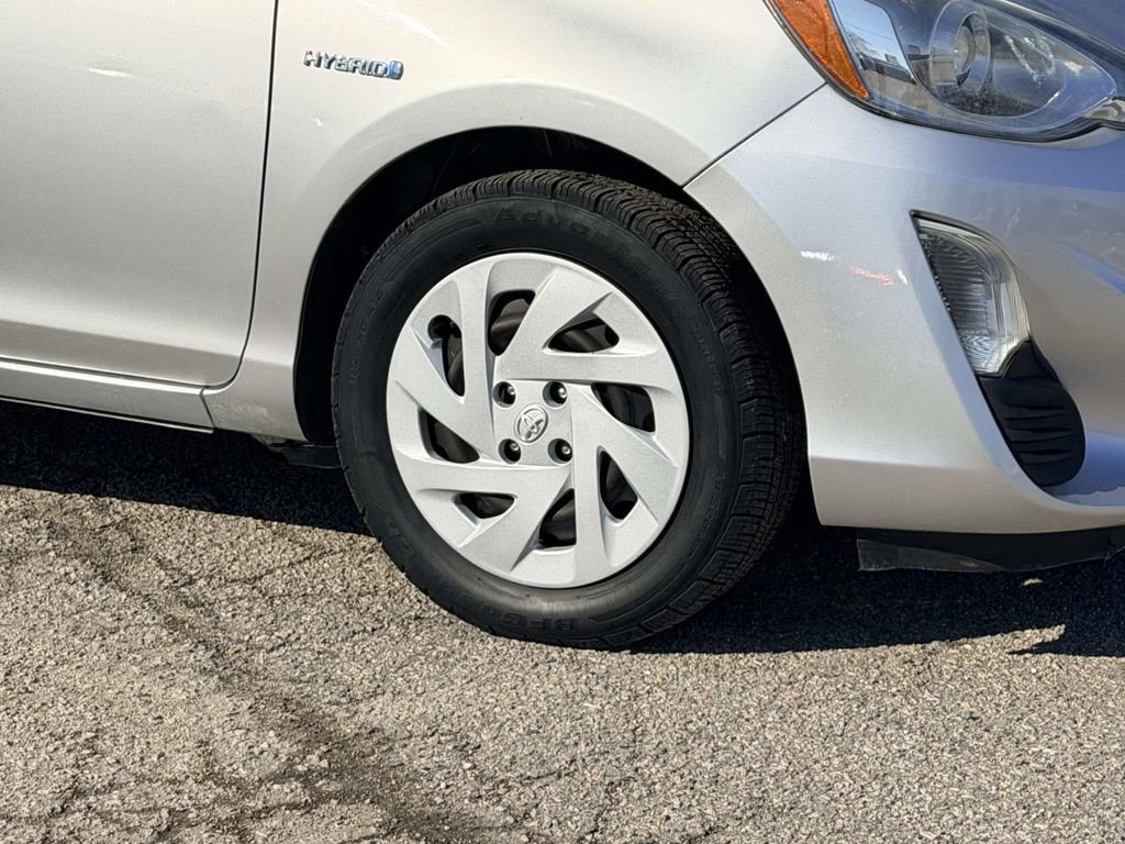 Certified 2016 Toyota Prius C Two image 25