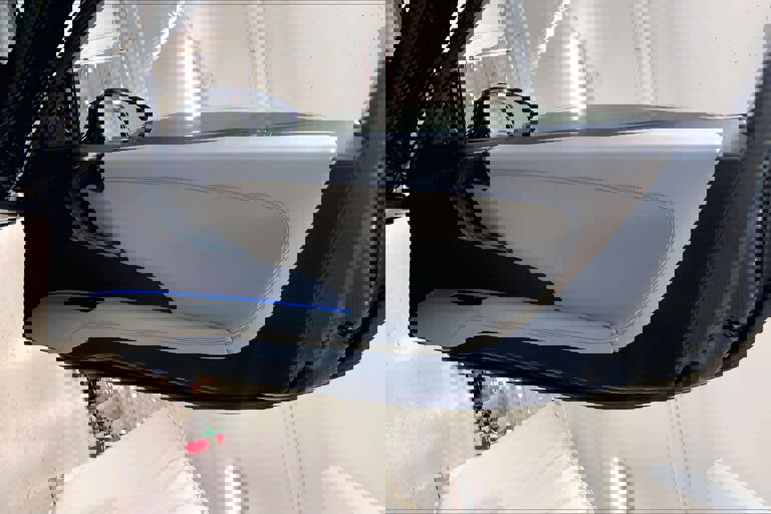 Used 2014 BMW i8 image 23