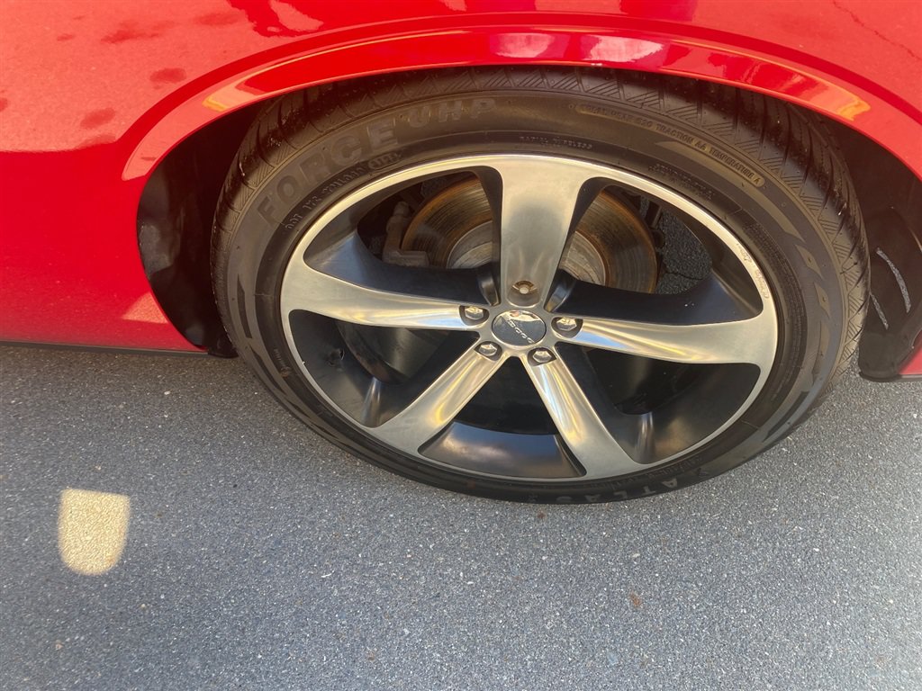 Used 2016 Dodge Challenger R/T Plus RWD image 6