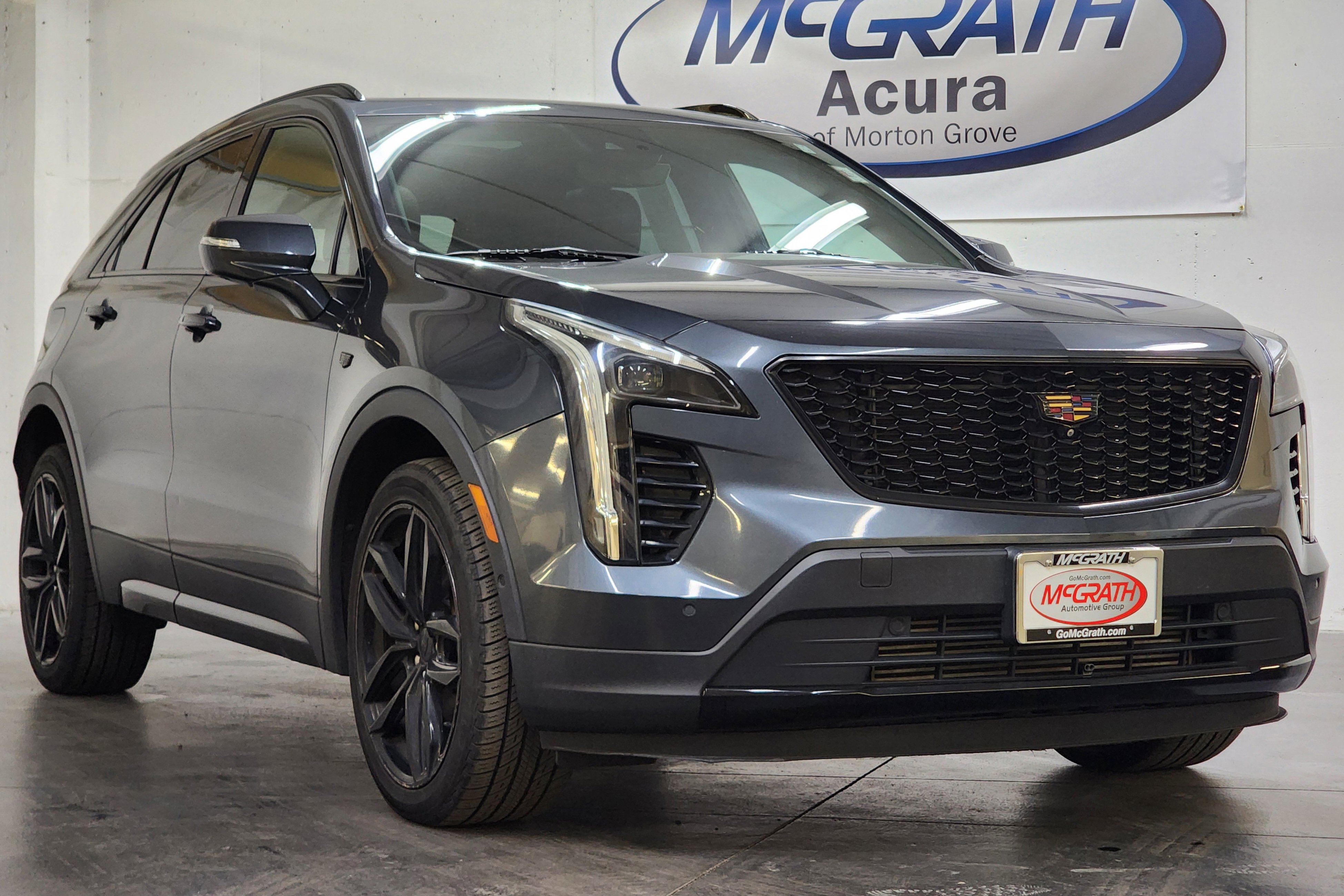 Used 2019 Cadillac XT4 Sport AWD/4WD image 2