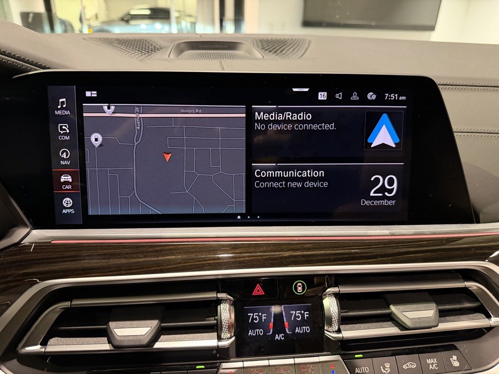 Used 2020 BMW X7 M50i image 19