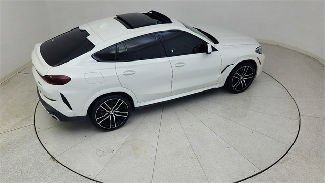 Used 2023 BMW X6 xDrive40i w/ Executive Package image 89