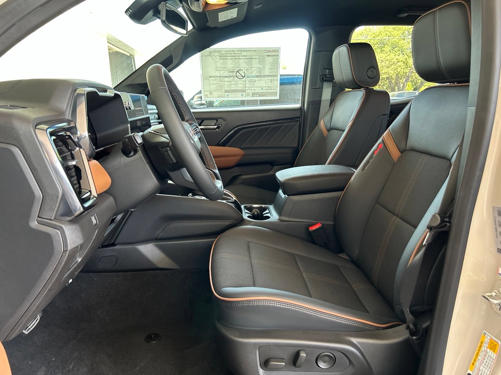 New 2026 GMC Canyon AT4 w/ Nightfall Essentials Package AWD/4WD image 10