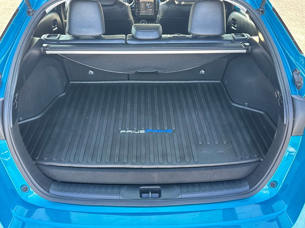 Used 2020 Toyota Prius Prime XLE image 22