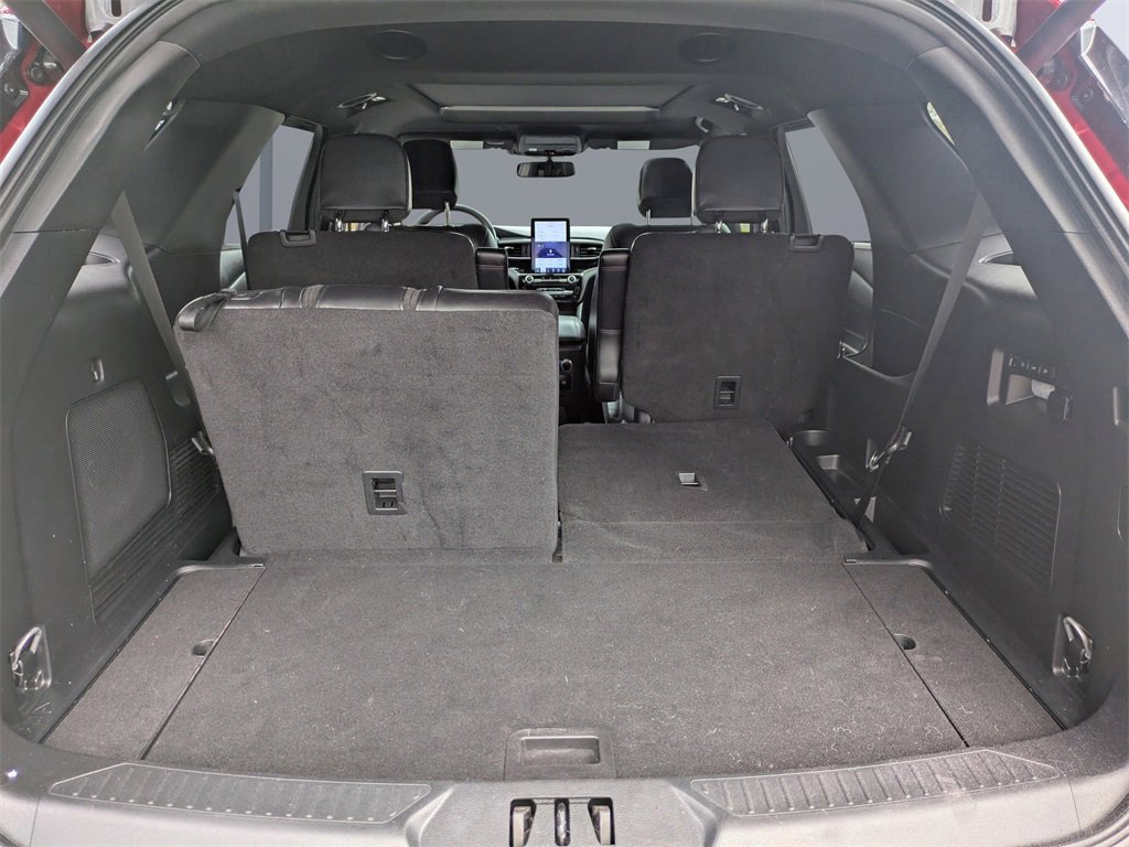 Used 2023 Ford Explorer ST w/ Equipment Group 401A image 12