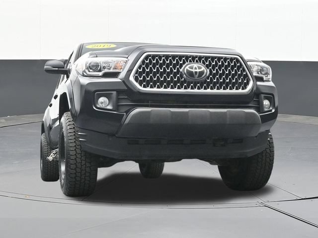 Used 2019 Toyota Tacoma TRD Sport w/ Technology Package AWD/4WD image 52