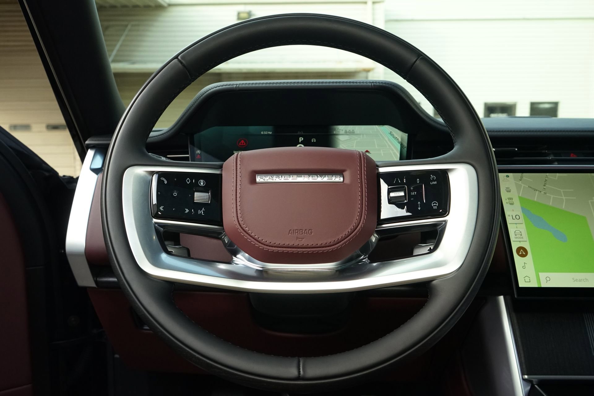 Used 2026 Land Rover Range Rover Long Wheelbase Autobiography AWD/4WD image 13
