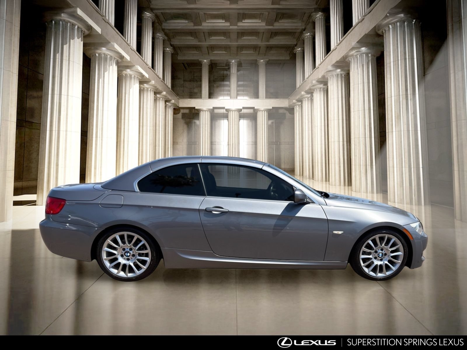 Used 2013 BMW 328i Convertible RWD image 3