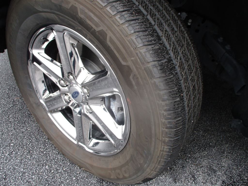 Used 2024 Ford F150 XLT image 19