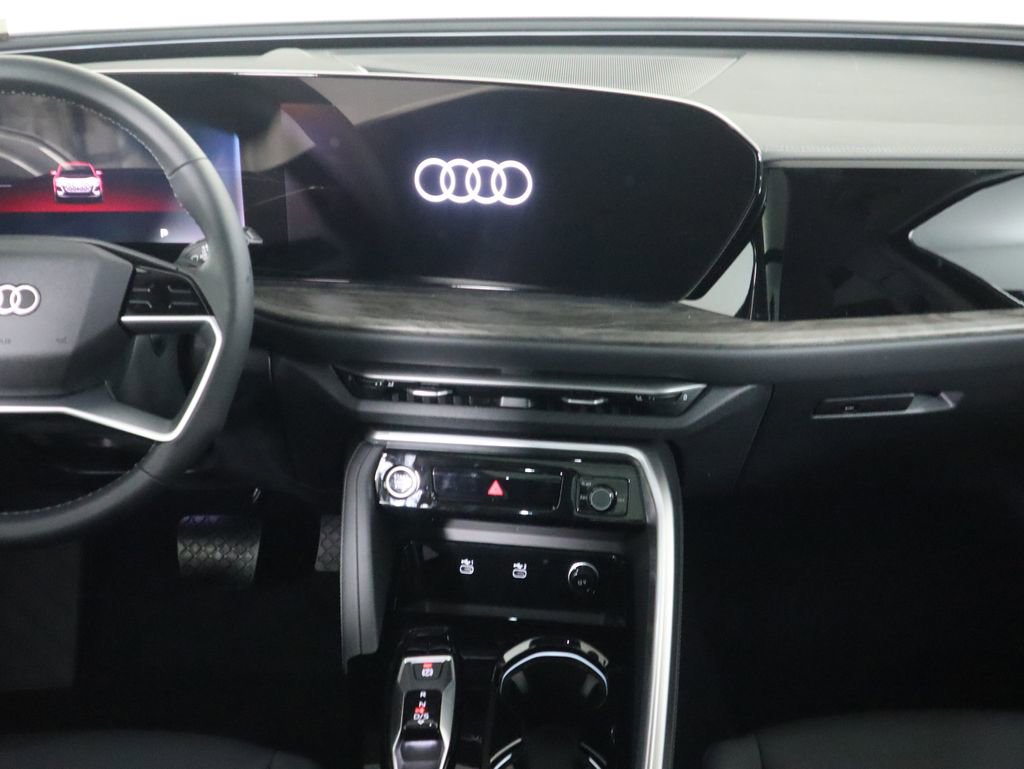 Used 2025 Audi Q5 Premium w/ Convenience Package AWD/4WD image 15
