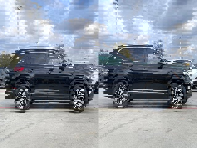 New 2026 Volkswagen Atlas SEL image 7