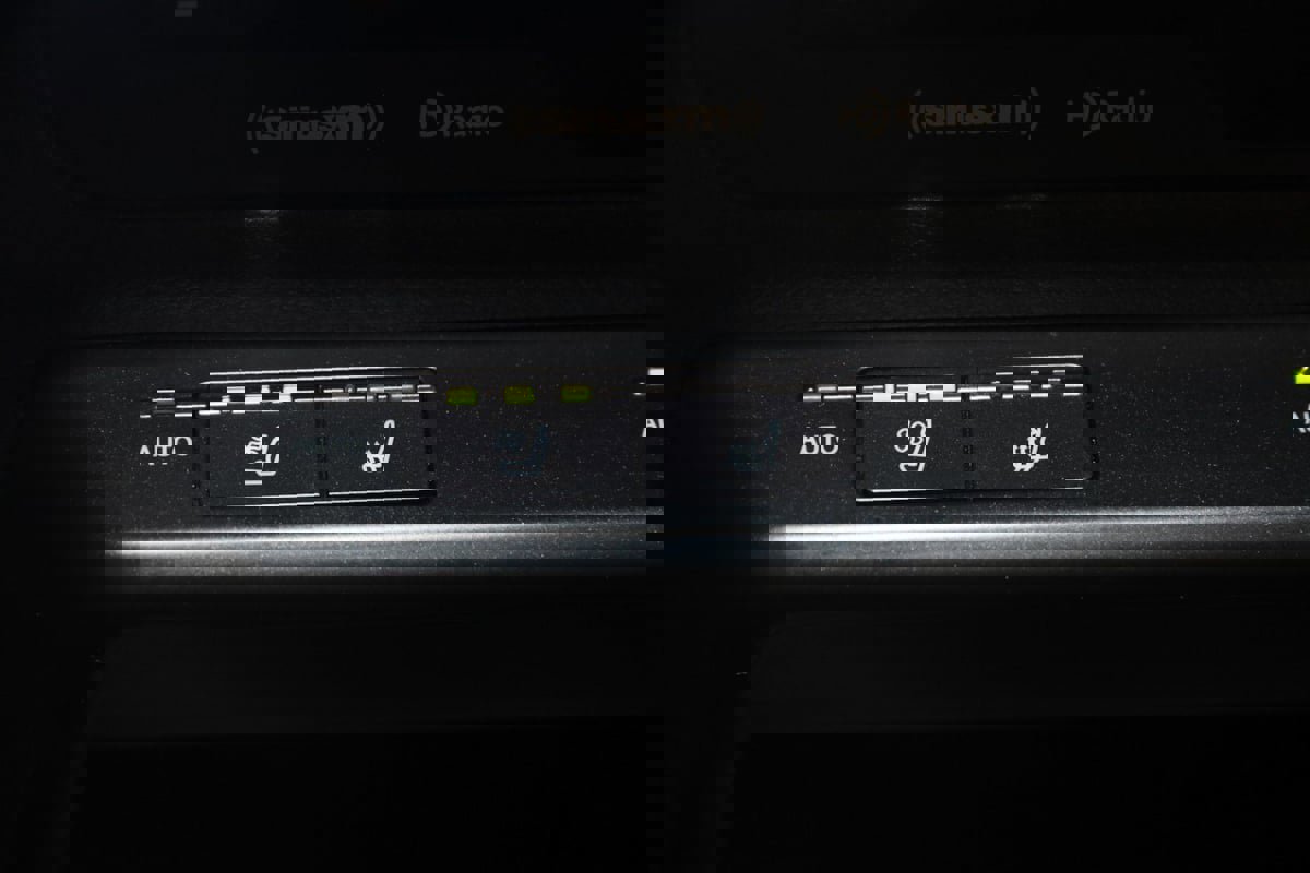 Used 2020 Lexus UX 250h F Sport w/ F Sport Luxury Package image 8