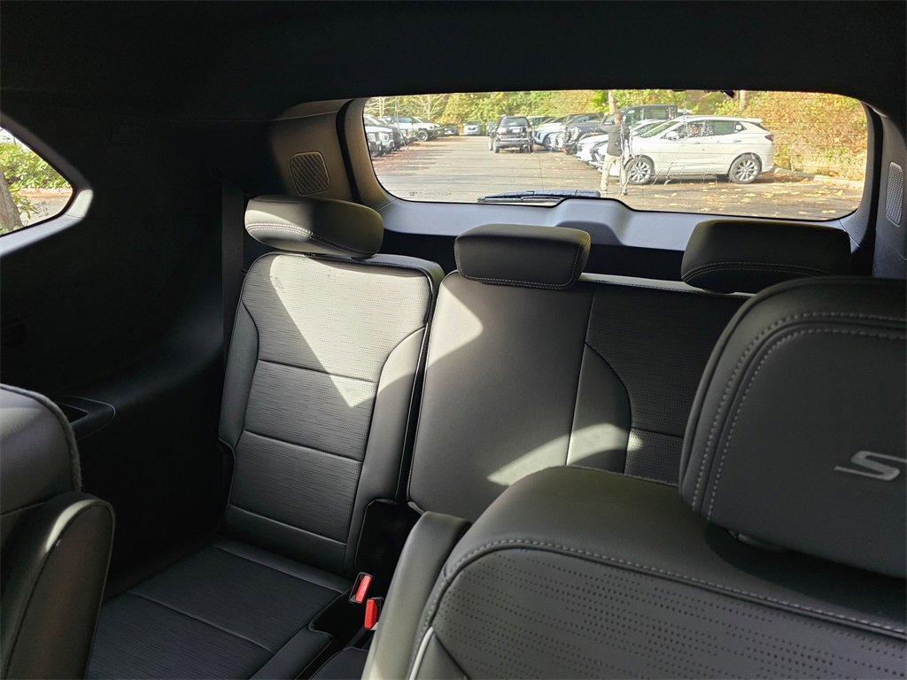 New 2026 Buick Enclave Sport Touring image 21