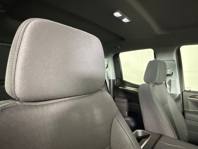 Used 2025 GMC Sierra 1500 Elevation image 35