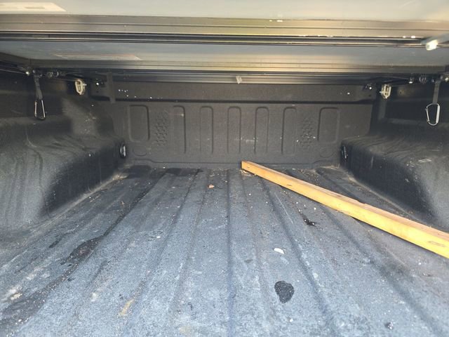 Used 2022 Jeep Gladiator Mojave w/ Cold Weather Group AWD/4WD image 16