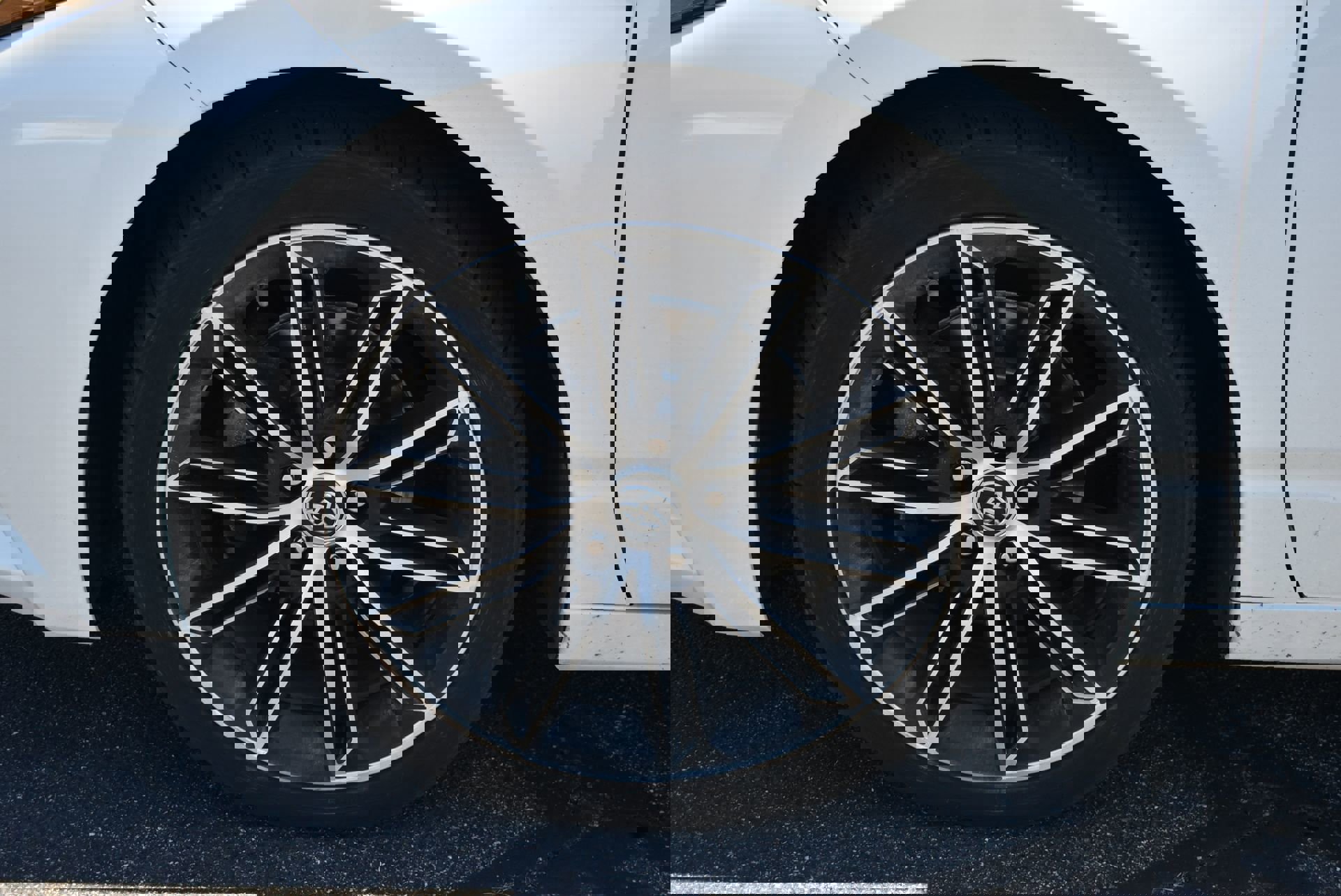 Used 2019 Toyota Avalon XSE w/ All Weather Liner Package image 11