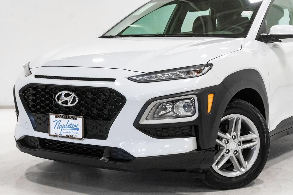 Used 2018 Hyundai Kona SE FWD image 2