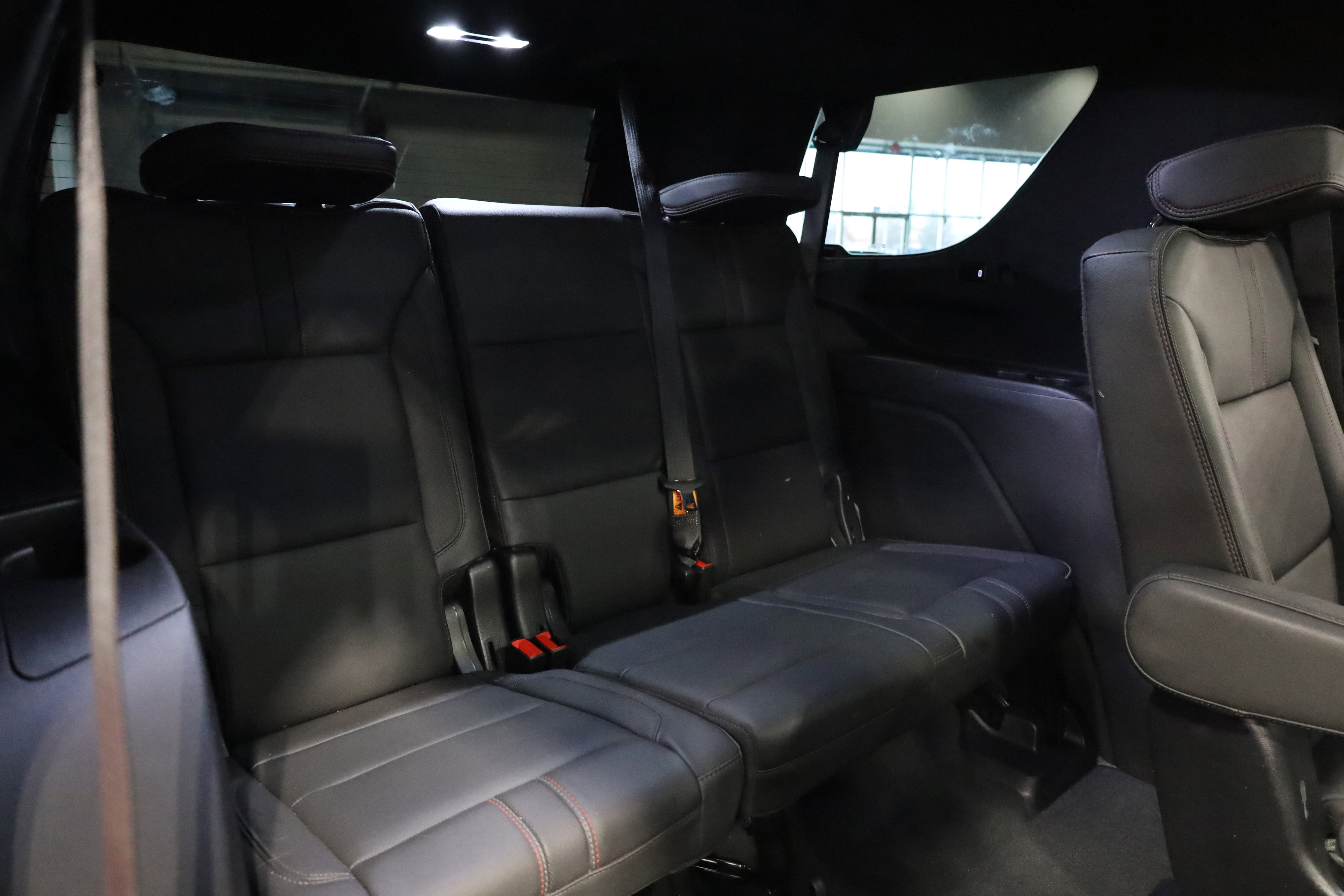 Used 2022 Chevrolet Tahoe RST w/ Luxury Package image 38