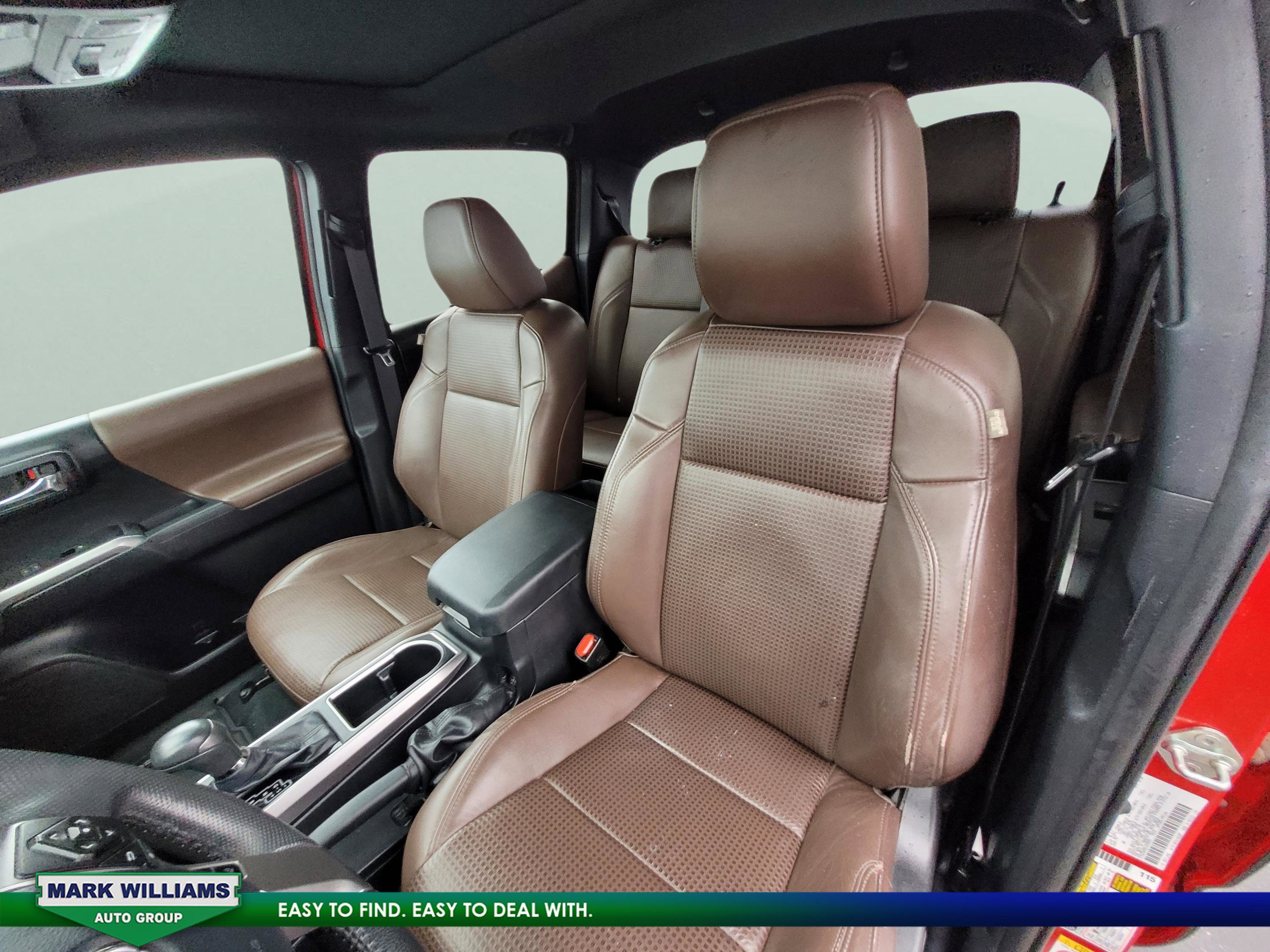 Used 2020 Toyota Tacoma Limited image 32