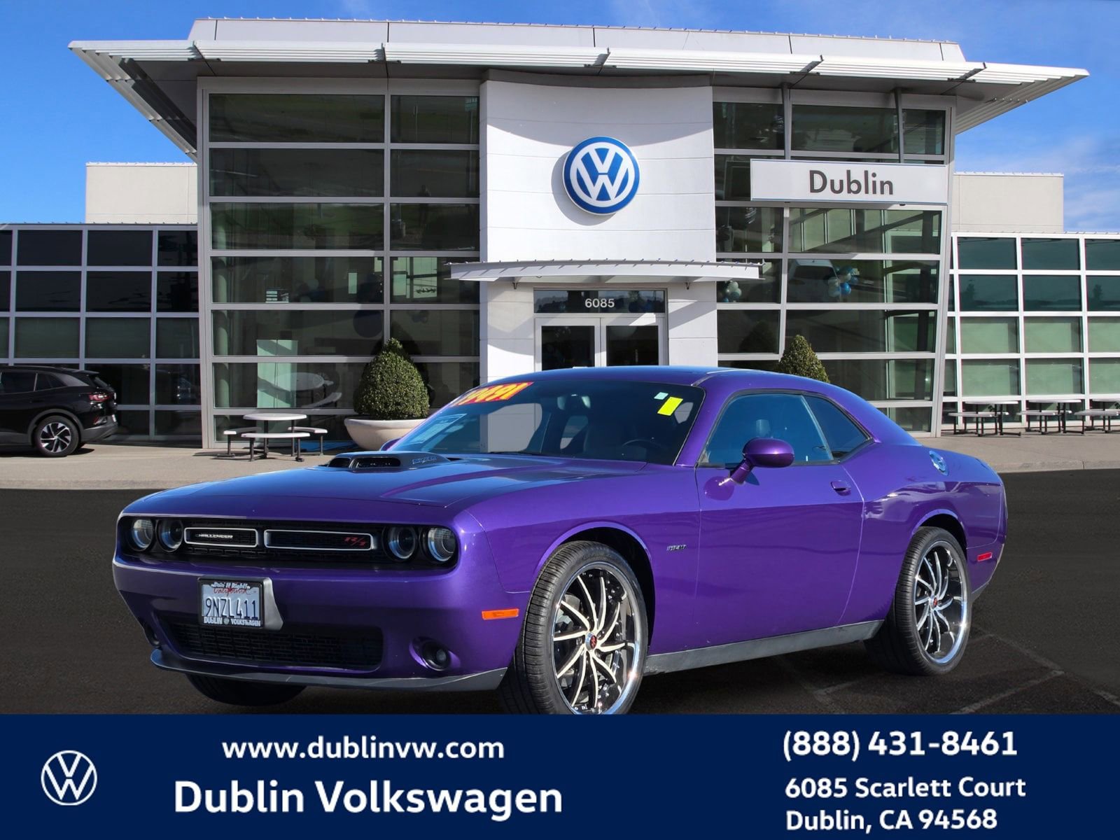 Used 2016 Dodge Challenger R/T image 8