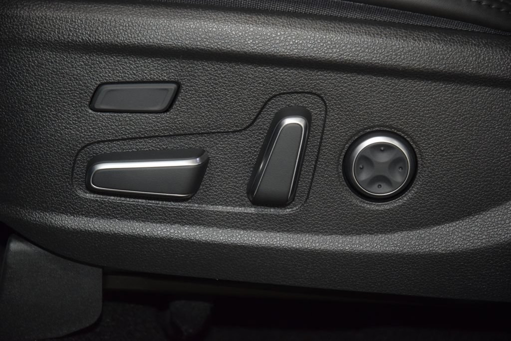Used 2023 Hyundai Santa Fe Calligraphy AWD/4WD image 38