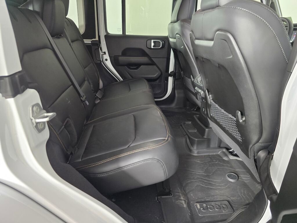New 2025 Jeep Wrangler Unlimited Rubicon 392 image 28