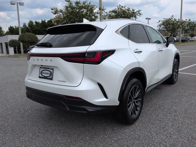 Used 2025 Lexus NX 250 FWD w/ Accessory Package (Z1) image 4