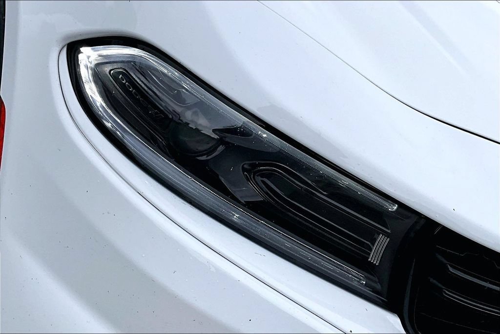 Used 2022 Dodge Charger SXT RWD image 23