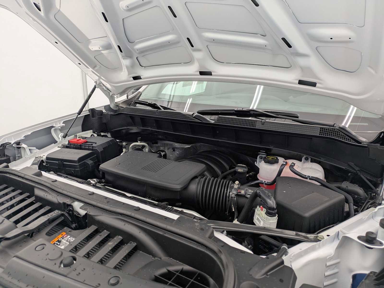 New 2026 Chevrolet Silverado 1500 W/T AWD/4WD image 15