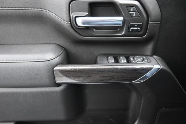 Used 2023 Chevrolet Silverado 2500 LTZ AWD/4WD image 23
