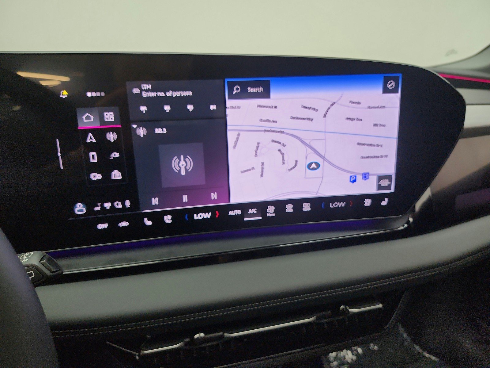 Used 2025 Audi Q6 e-tron Prestige w/ Black Warm Weather Package AWD/4WD image 10