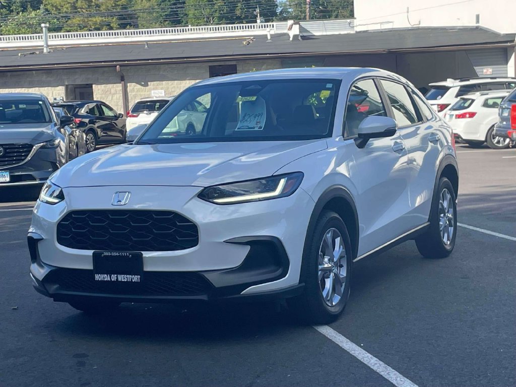 Certified 2024 Honda HR-V LX image 3