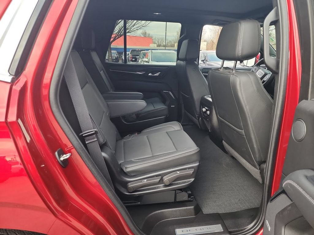 Certified 2024 GMC Yukon Denali w/ LPO, Floor Liner Package AWD/4WD image 27