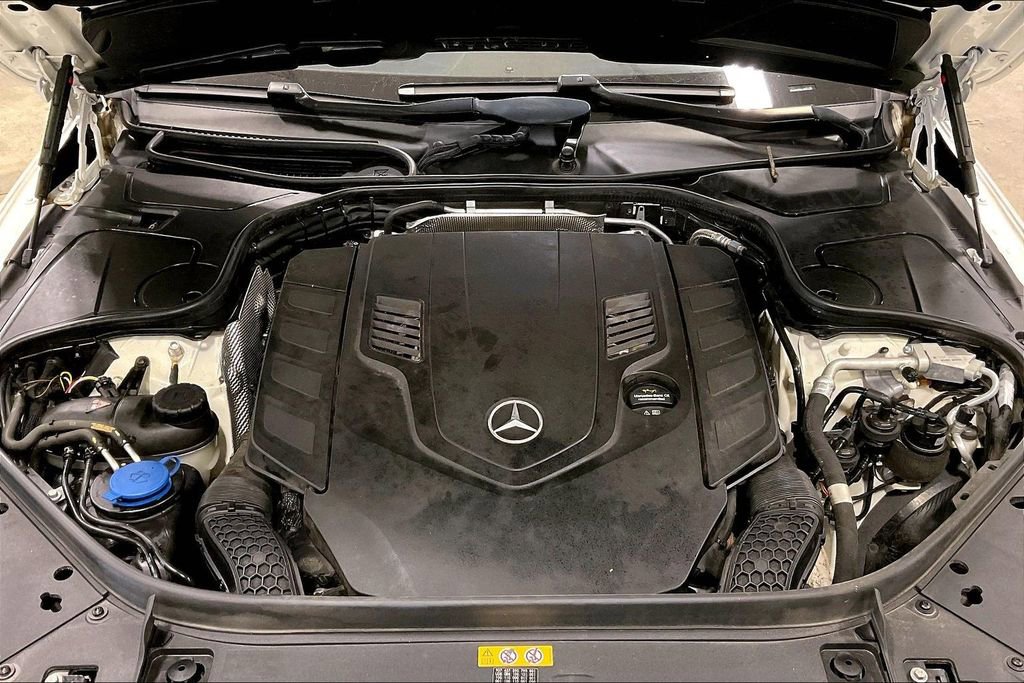 Used 2020 Mercedes-Benz S 560 4MATIC Sedan image 29