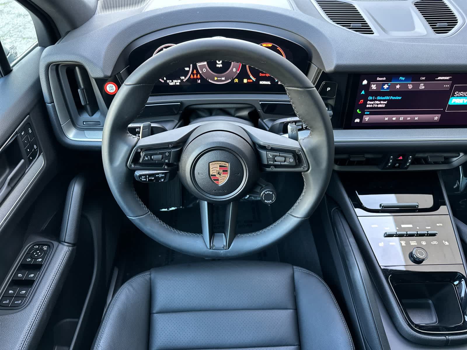 Certified 2025 Porsche Cayenne AWD/4WD image 15