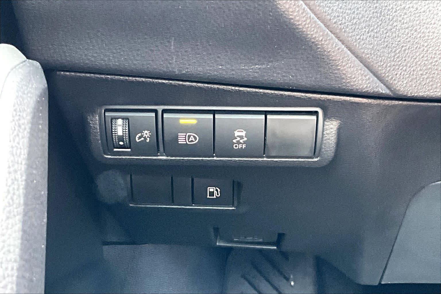 Used 2026 Toyota Corolla Cross AWD Hybrid image 33