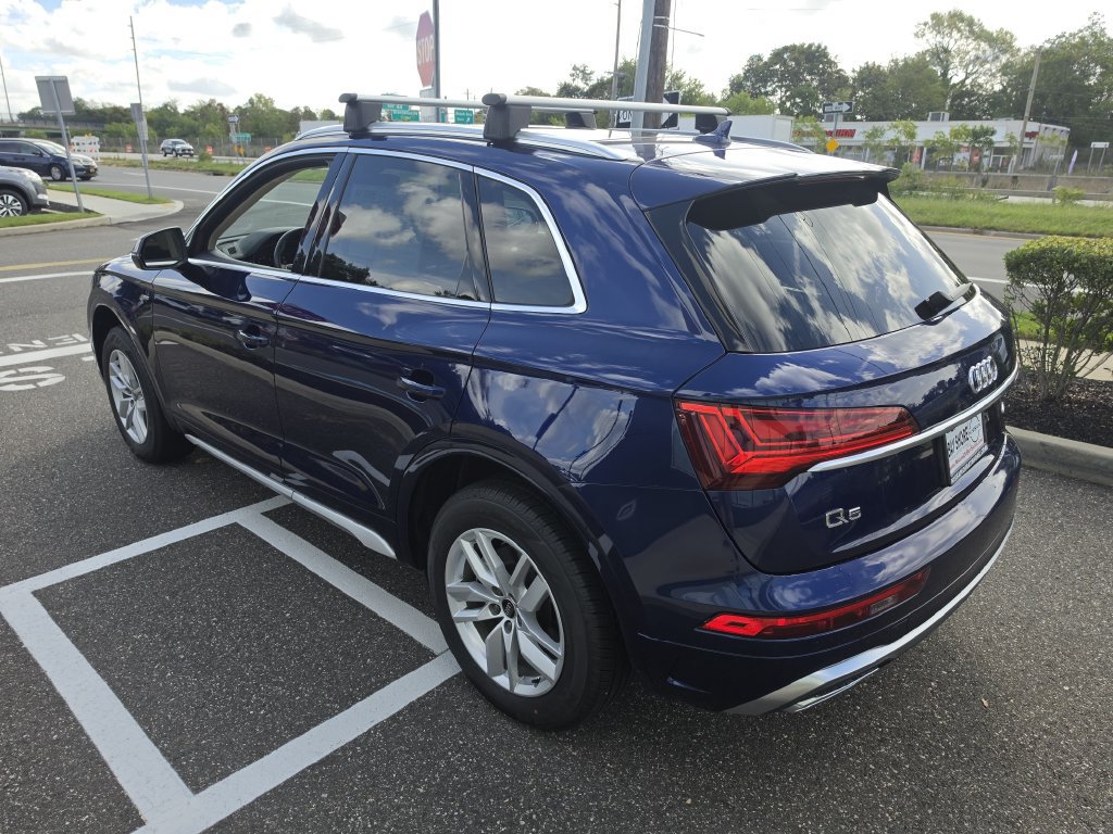 Used 2023 Audi Q5 2.0T Premium w/ Convenience Package AWD/4WD image 8