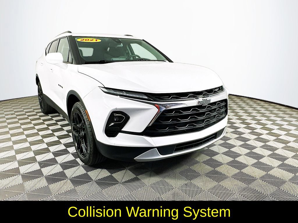 Used 2024 Chevrolet Blazer LT w/ Convenience Package FWD image 3