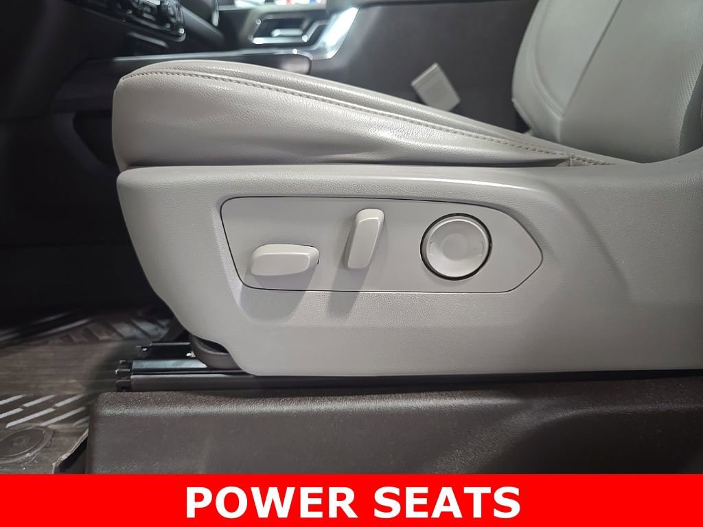 Used 2024 Chevrolet Silverado 2500 LTZ w/ LTZ Premium Package image 16